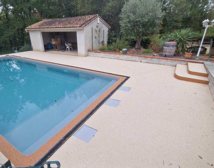 Pose moquette de pierre Occitanie